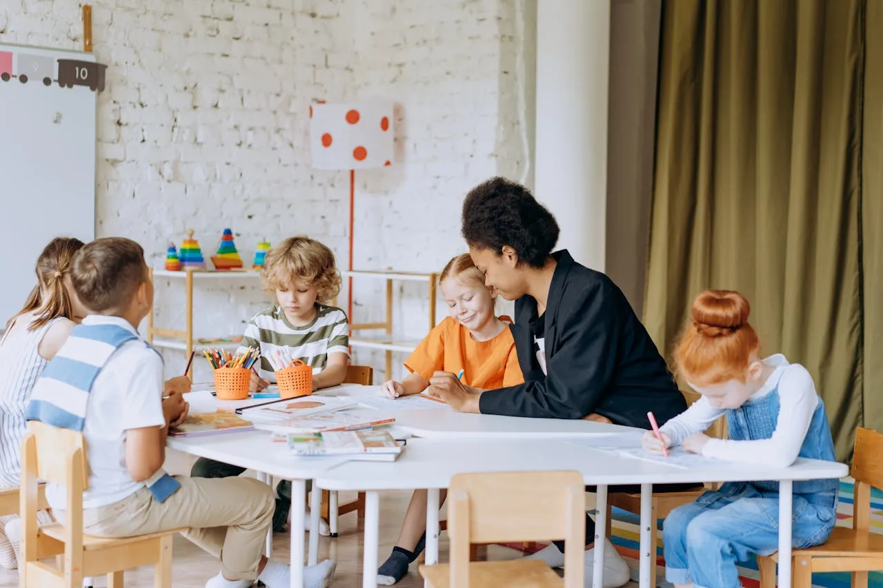 Estudantes em sala de aula